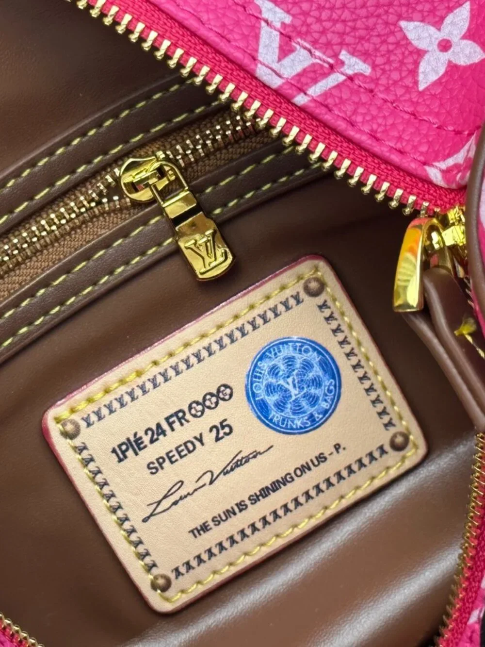 NWT - Louis Vuitton Authentic Bags - Picture 8 of 9